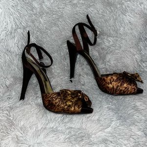 Women’s brown, leopard print pumps, 7 1/2